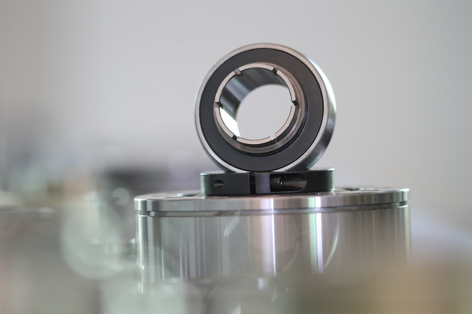 Precision Angular Contact Ball Bearings